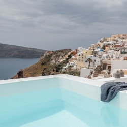 Aspaki Exclusive Honeymoon Suites