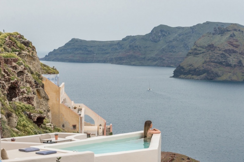Oia Castle Exclusive Suites