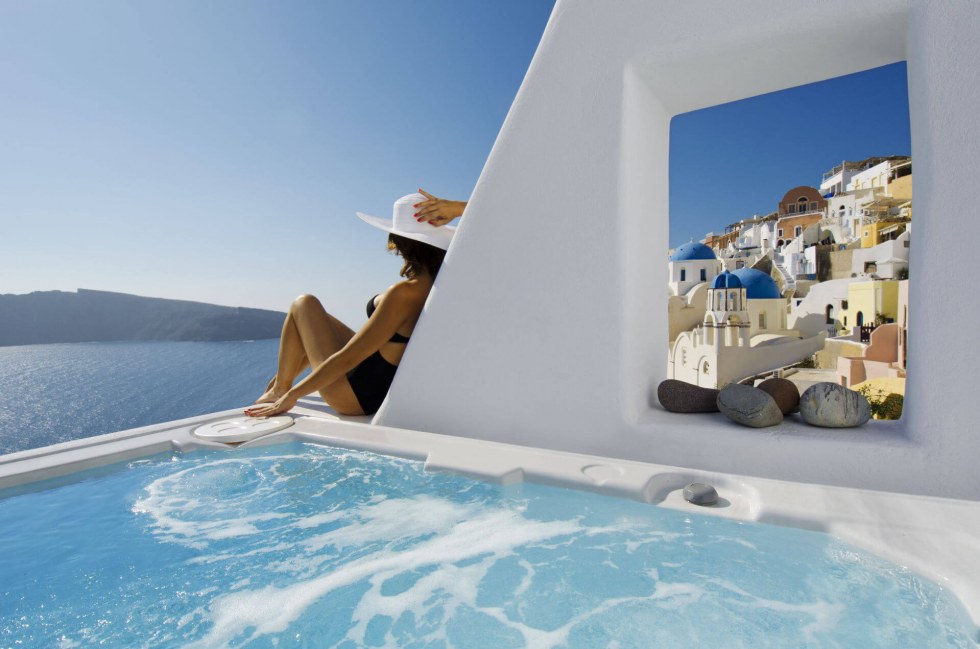 Aspaki Luxury Honeymoon Suites